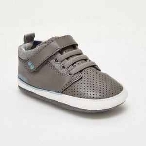 NWT Striderite infant shoes